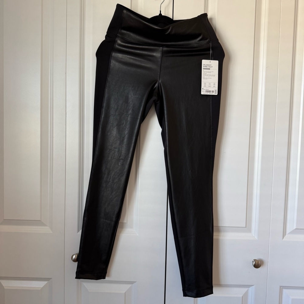 Athleta Delancey Shine Tight in Black